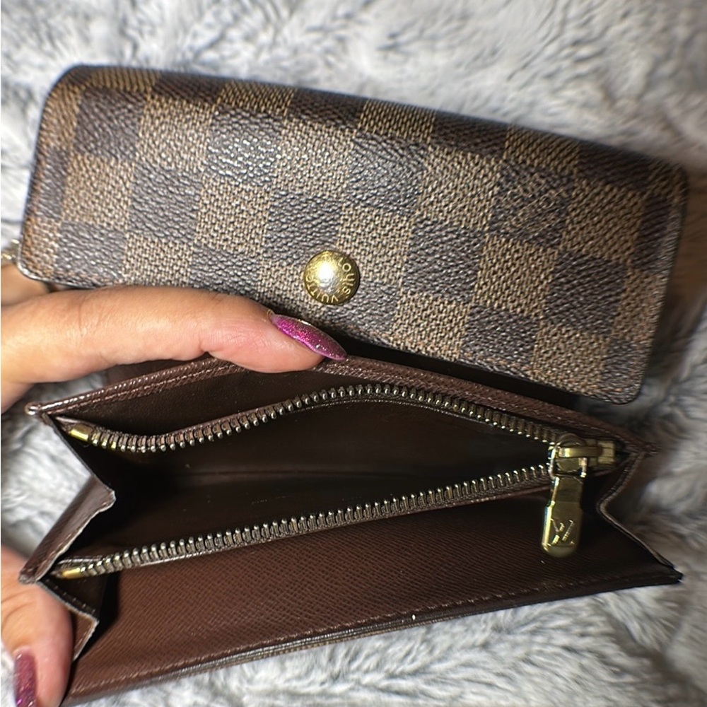LOUIS VUITTON Portefeuille Alexandra Damier Ebene Tri-fold Wallet - Picture 7 of 17